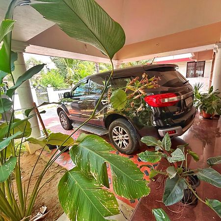 La Casa Trivandrum 4 Bhk Ac Luxury Villa At City Centre, Just 6 Kms To Airport Thiruvananthapuram Eksteriør billede