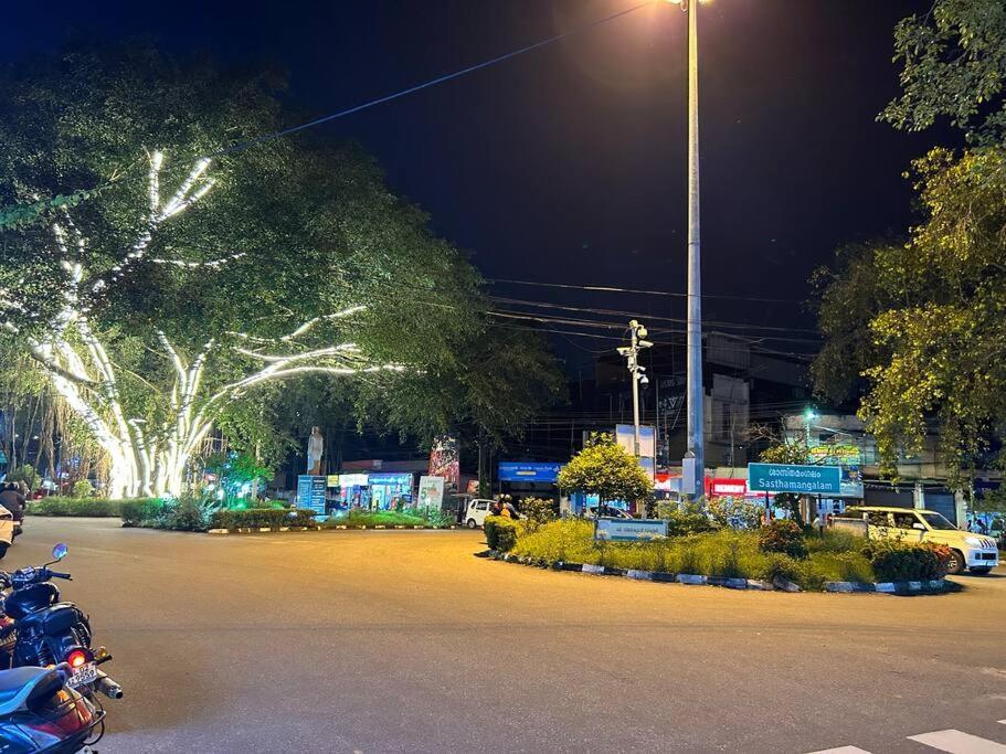 La Casa Trivandrum 4 Bhk Ac Luxury Villa At City Centre, Just 6 Kms To Airport Thiruvananthapuram Eksteriør billede