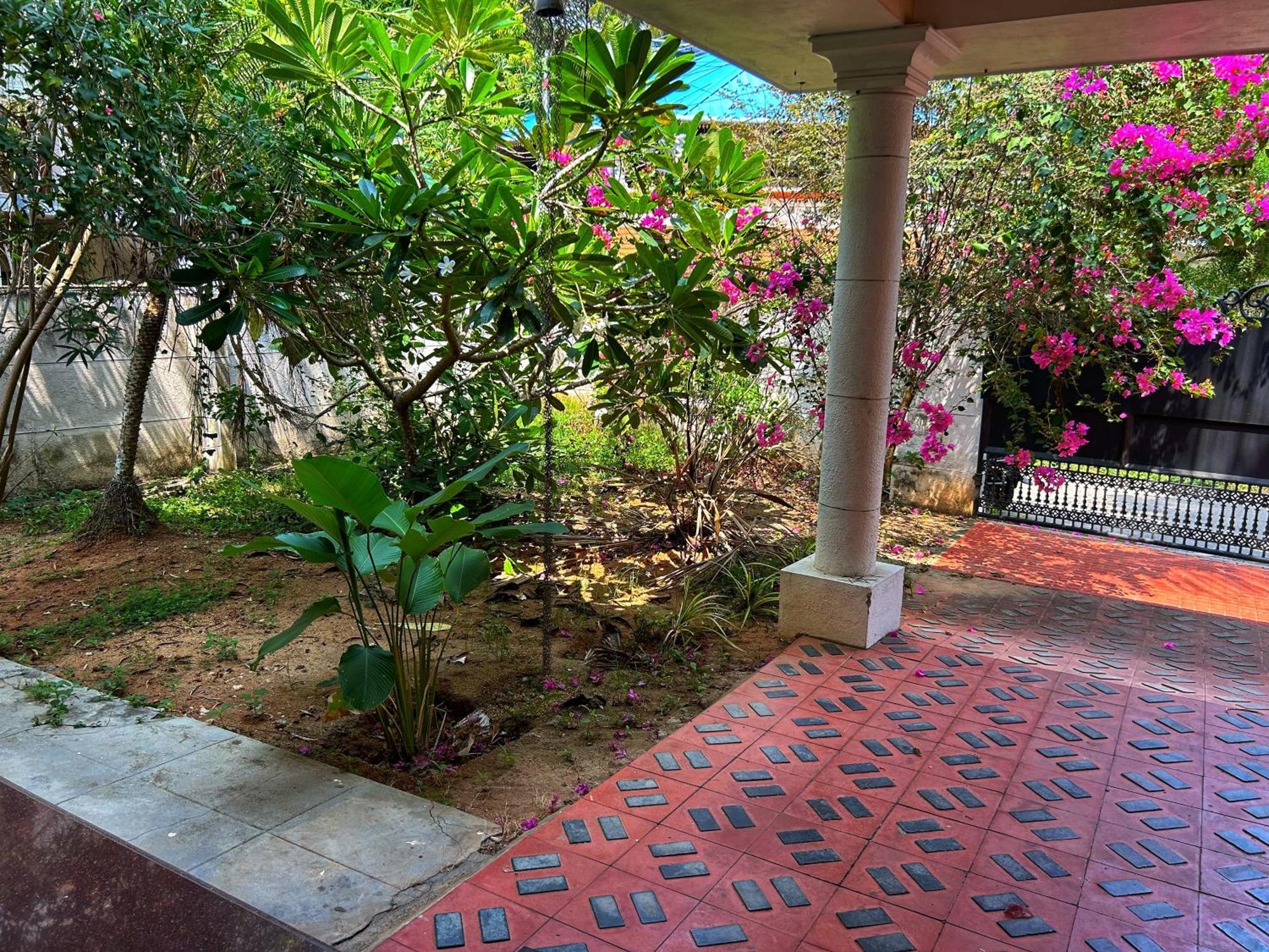 La Casa Trivandrum 4 Bhk Ac Luxury Villa At City Centre, Just 6 Kms To Airport Thiruvananthapuram Eksteriør billede