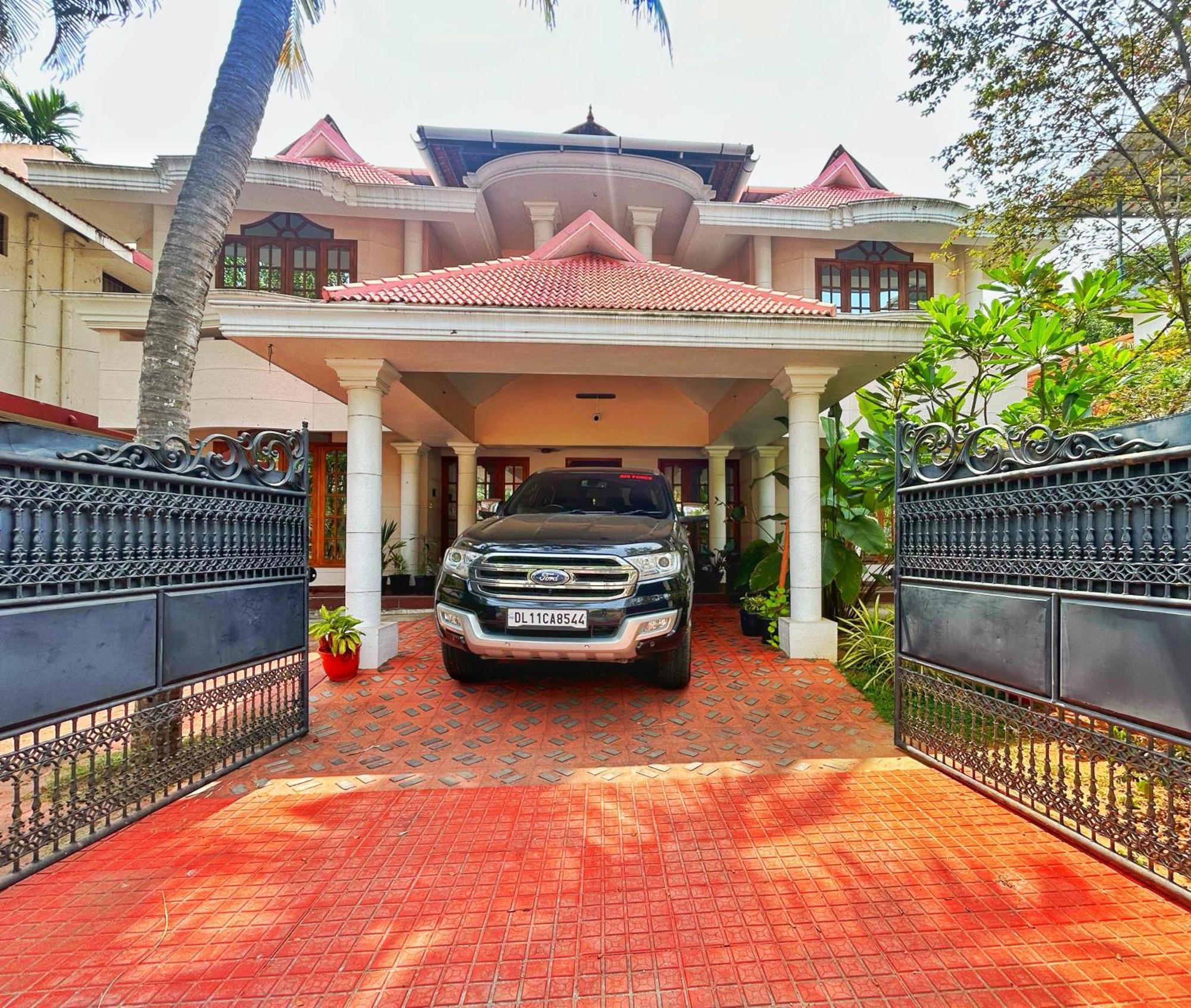 La Casa Trivandrum 4 Bhk Ac Luxury Villa At City Centre, Just 6 Kms To Airport Thiruvananthapuram Eksteriør billede